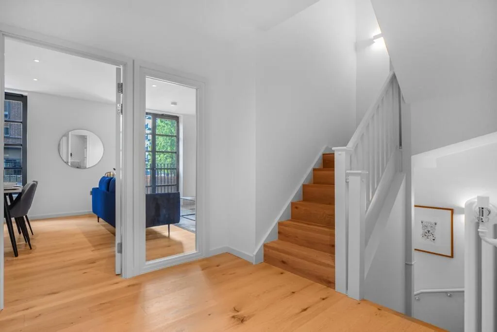 3 bedroom end of terrace house for rent