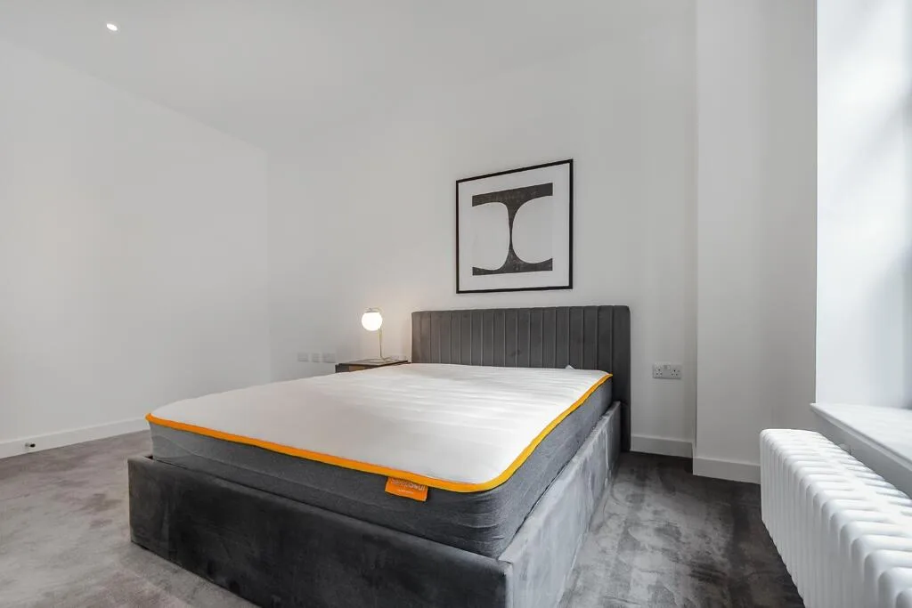 3 bedroom end of terrace house for rent