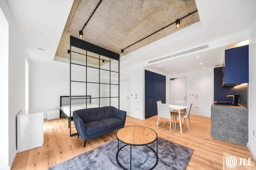 Studio apartment for rent