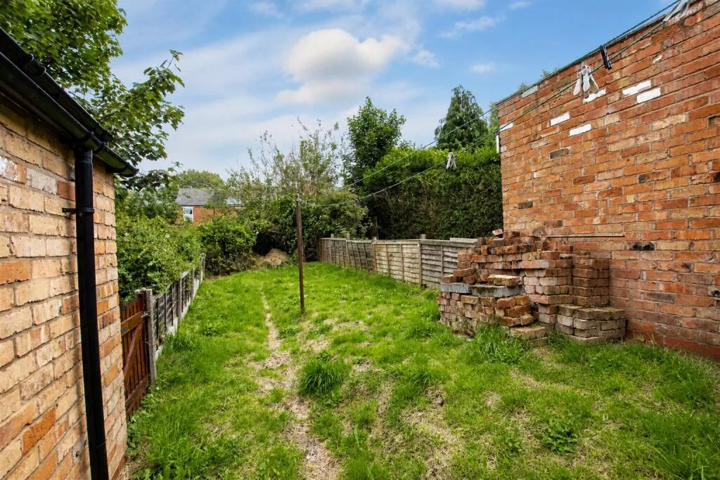 4 bedroom house for rent