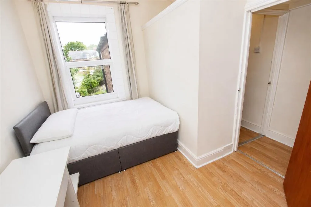 4 bedroom house for rent