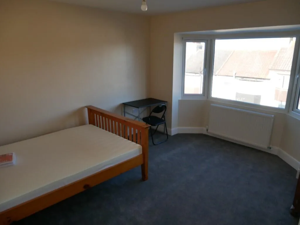 6 bedroom terraced house for rent
