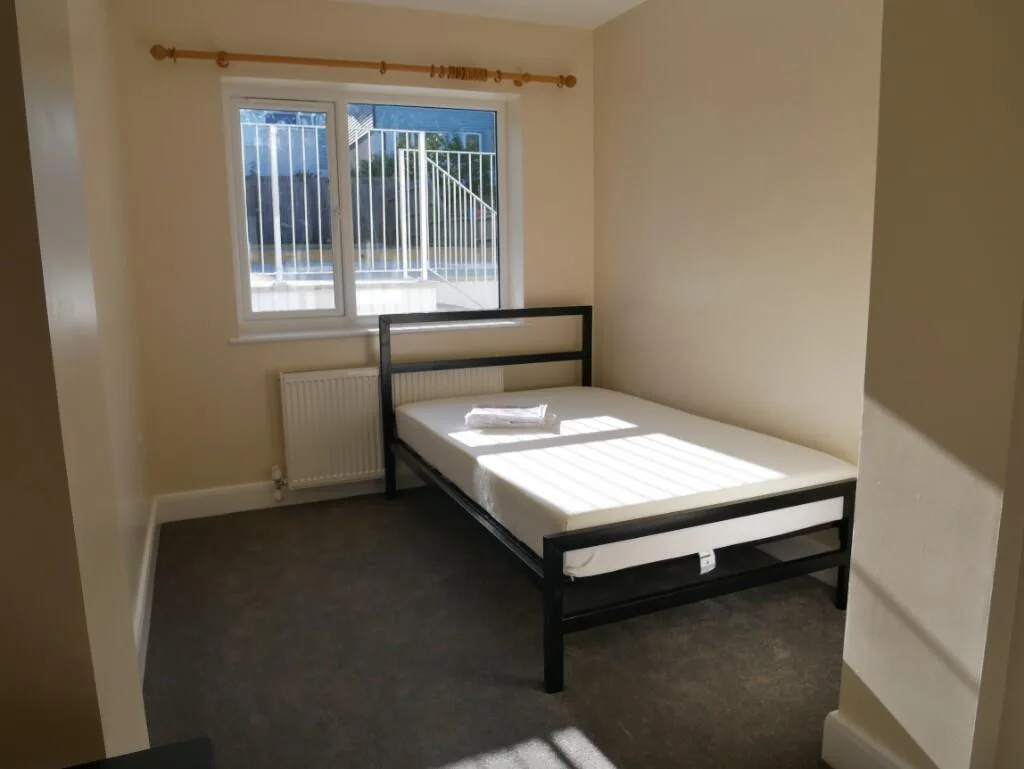 6 bedroom terraced house for rent