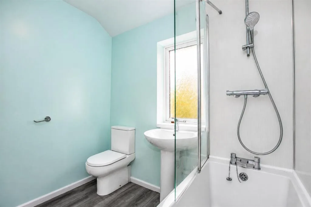 4 bedroom house for rent