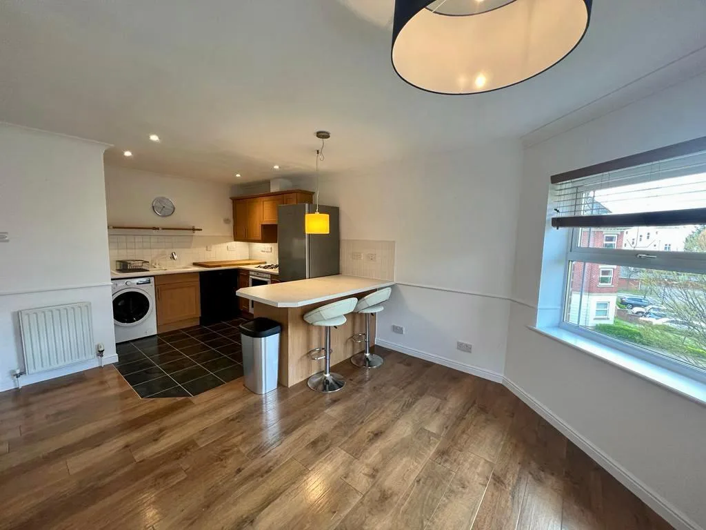 2 bedroom flat for rent