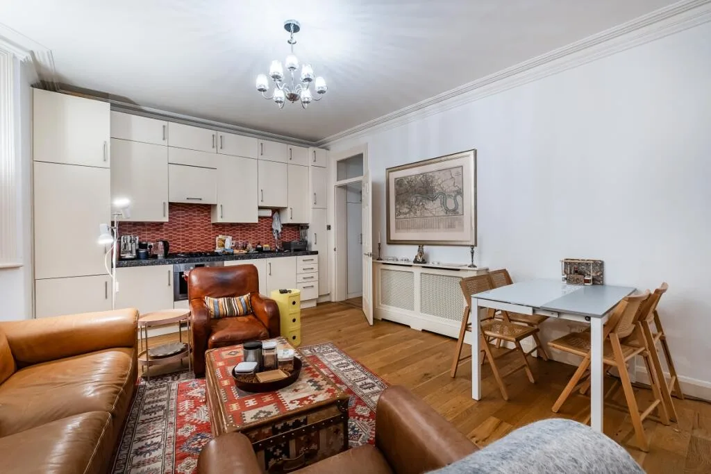 2 bedroom house for rent