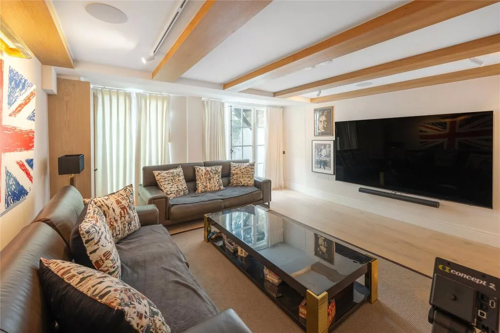 5 bedroom house for rent