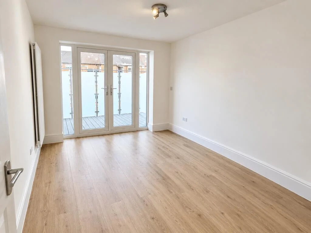 4 bedroom flat for rent