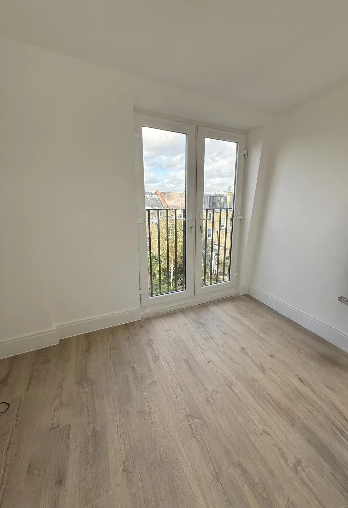 4 bedroom flat for rent