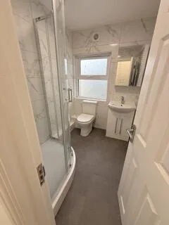 4 bedroom flat for rent