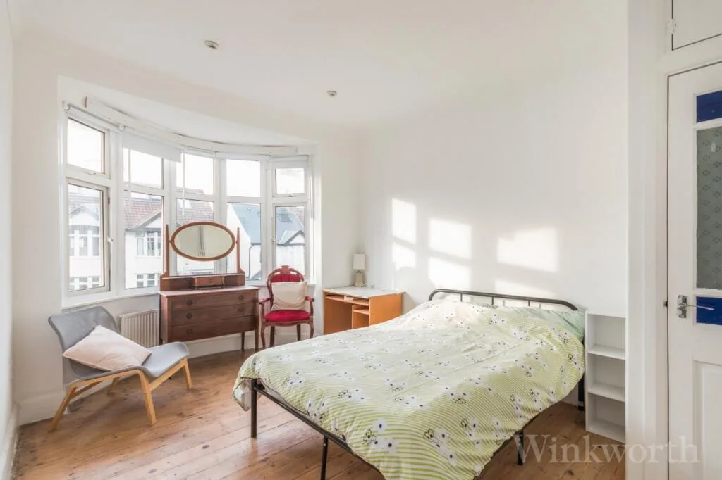 4 bedroom semi-detached house for rent