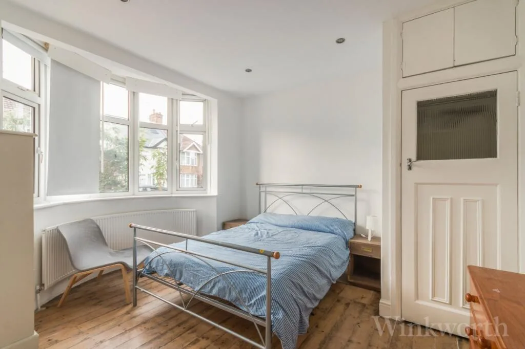 4 bedroom semi-detached house for rent