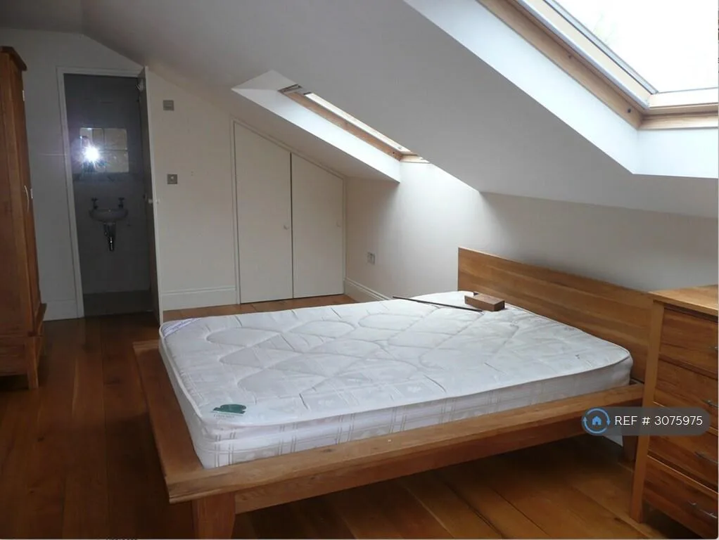 6 bedroom terraced house for rent