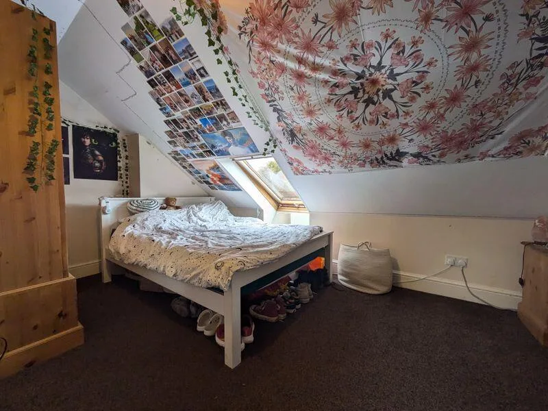 6 bedroom terraced house for rent