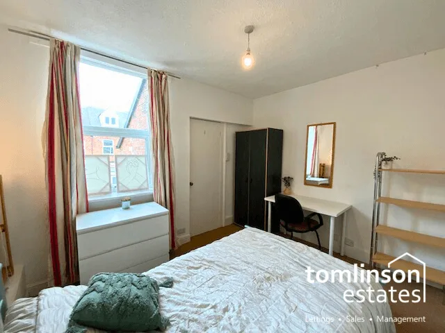 4 bedroom terraced house for rent