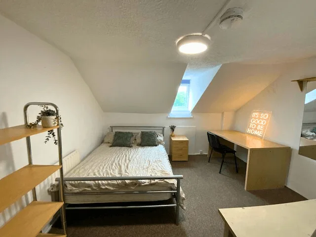 4 bedroom terraced house for rent