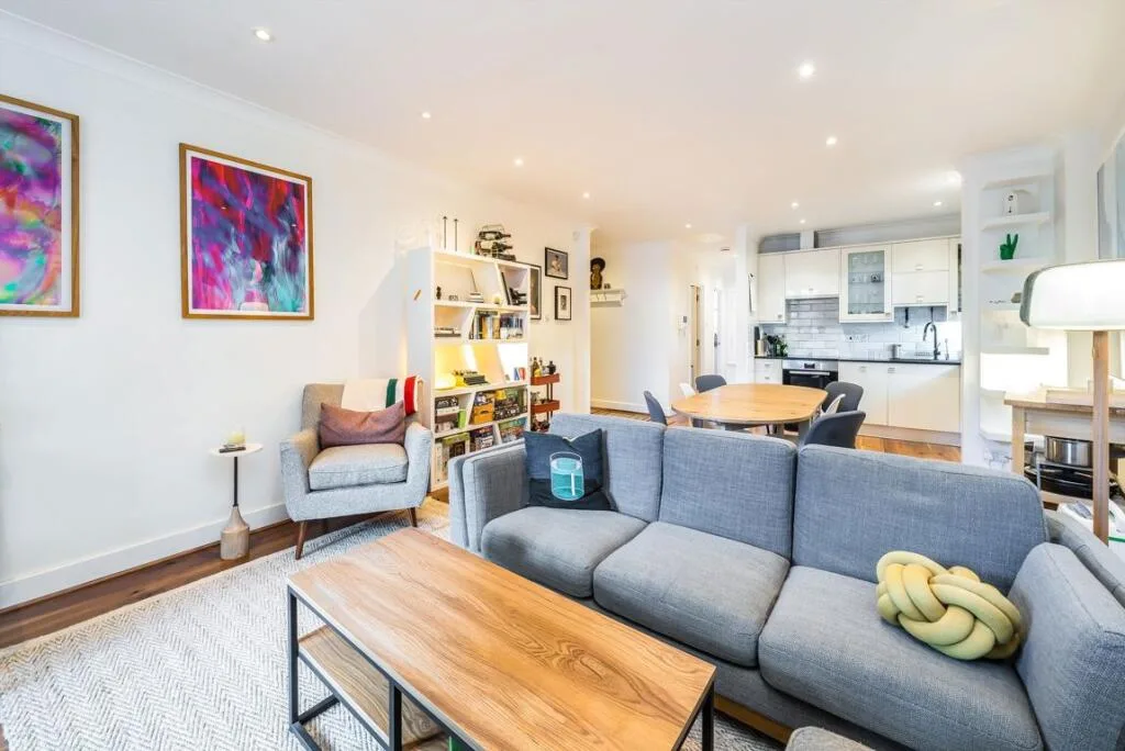2 bedroom flat for rent