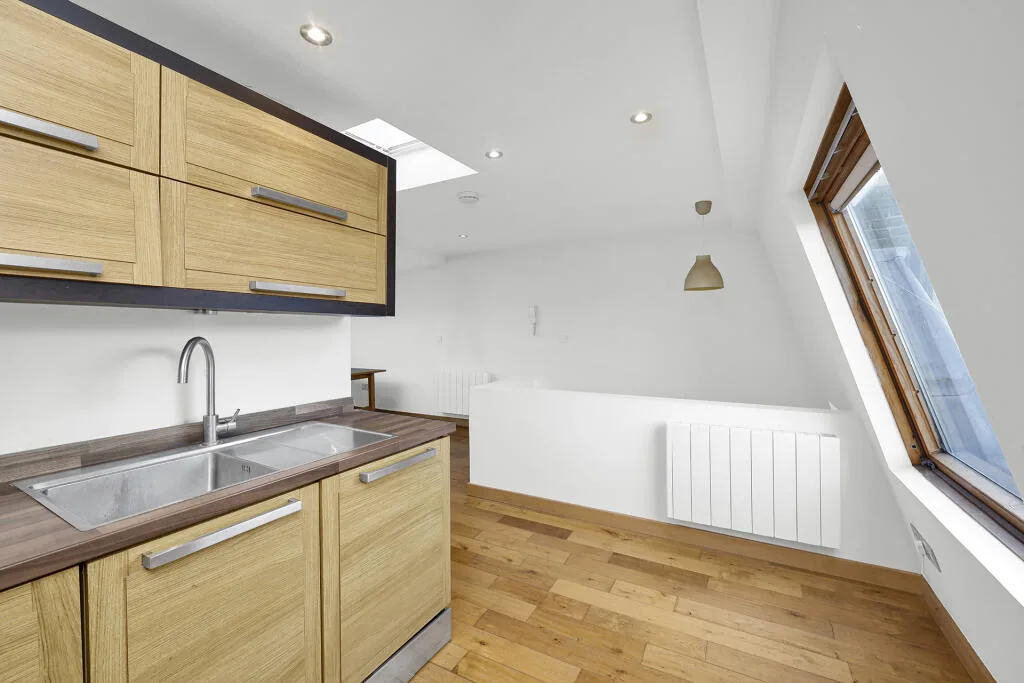 Studio flat for rent