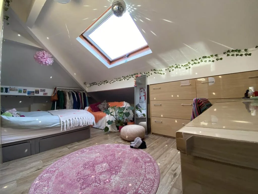 9 bedroom semi-detached house for rent