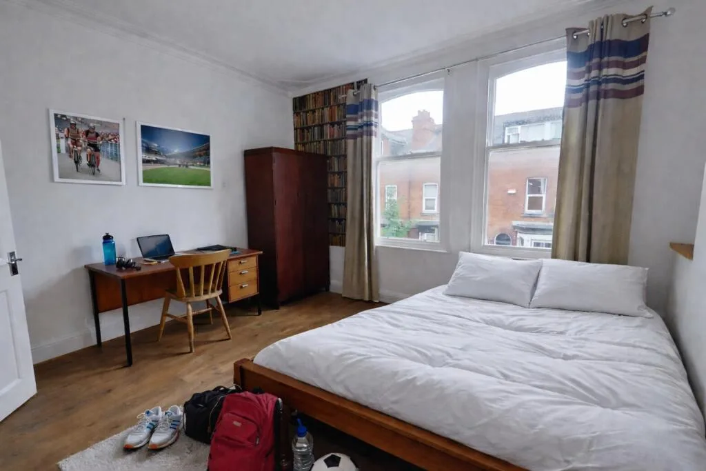 5 bedroom terraced house for rent