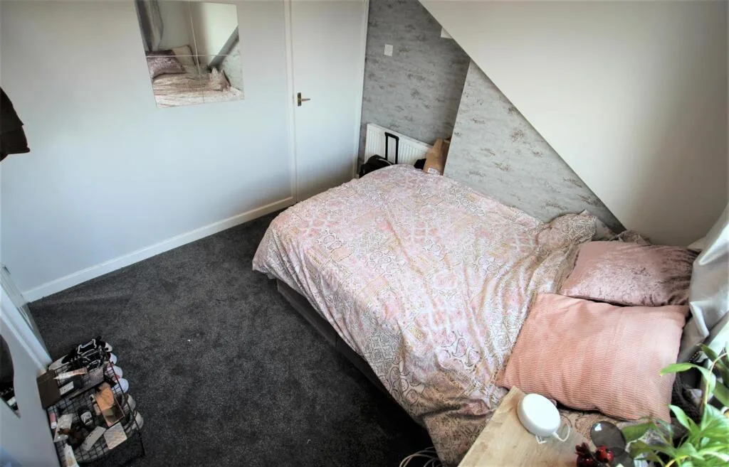 4 bedroom terraced house for rent