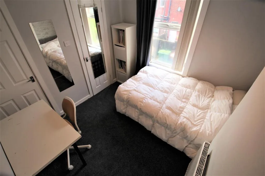 4 bedroom terraced house for rent