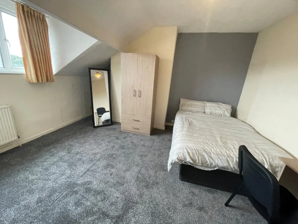 4 bedroom terraced house for rent
