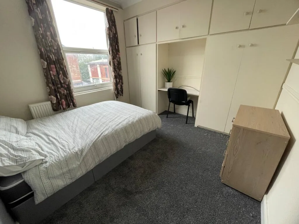 4 bedroom terraced house for rent