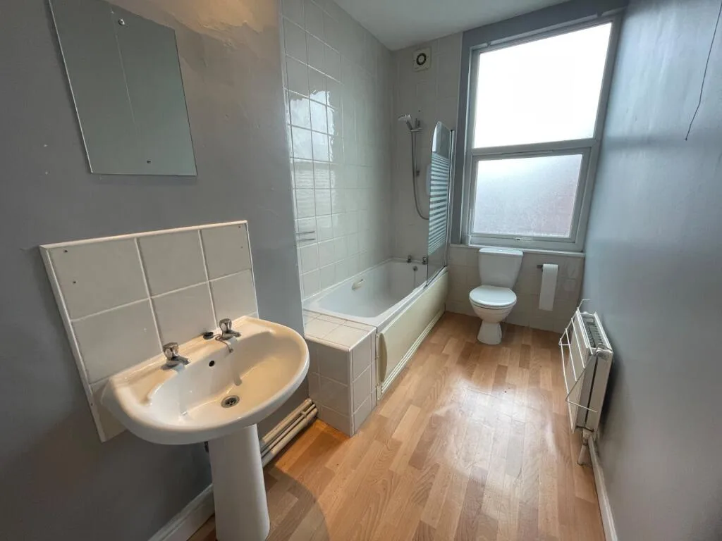 4 bedroom terraced house for rent
