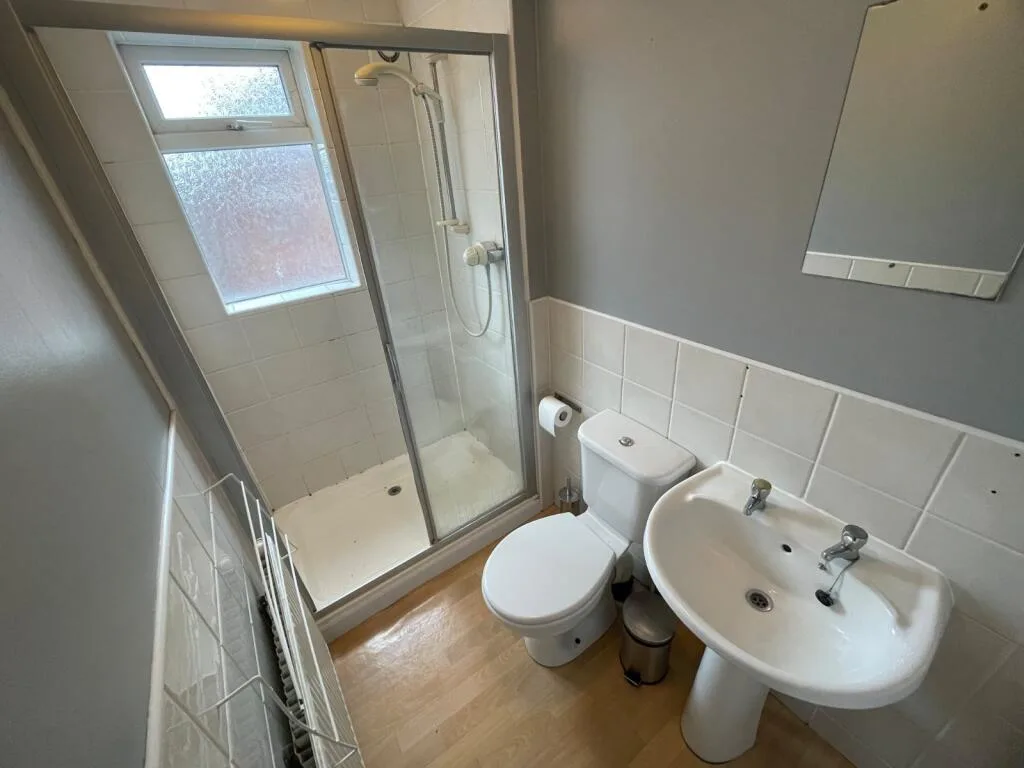 4 bedroom terraced house for rent