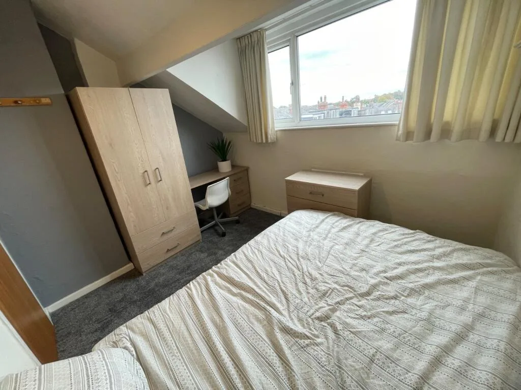 4 bedroom terraced house for rent