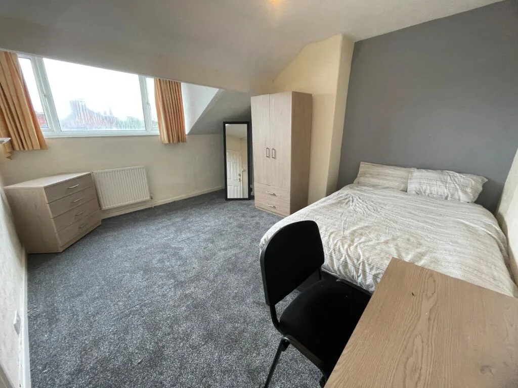 4 bedroom terraced house for rent