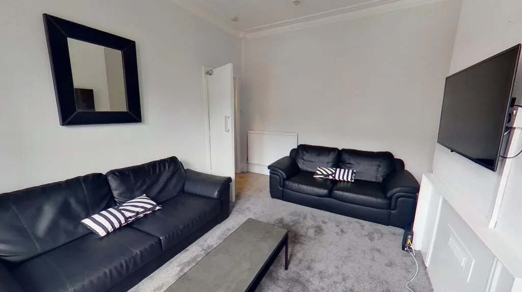 6 bedroom terraced house for rent
