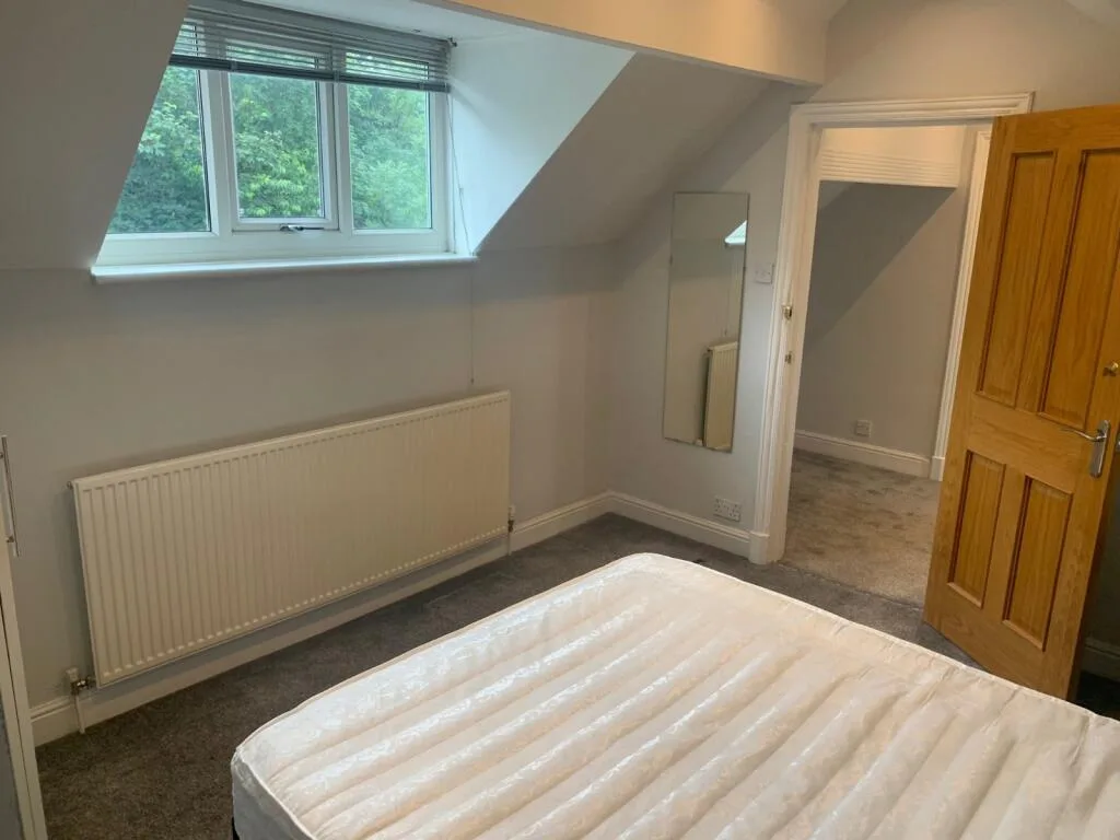 6 bedroom terraced house for rent