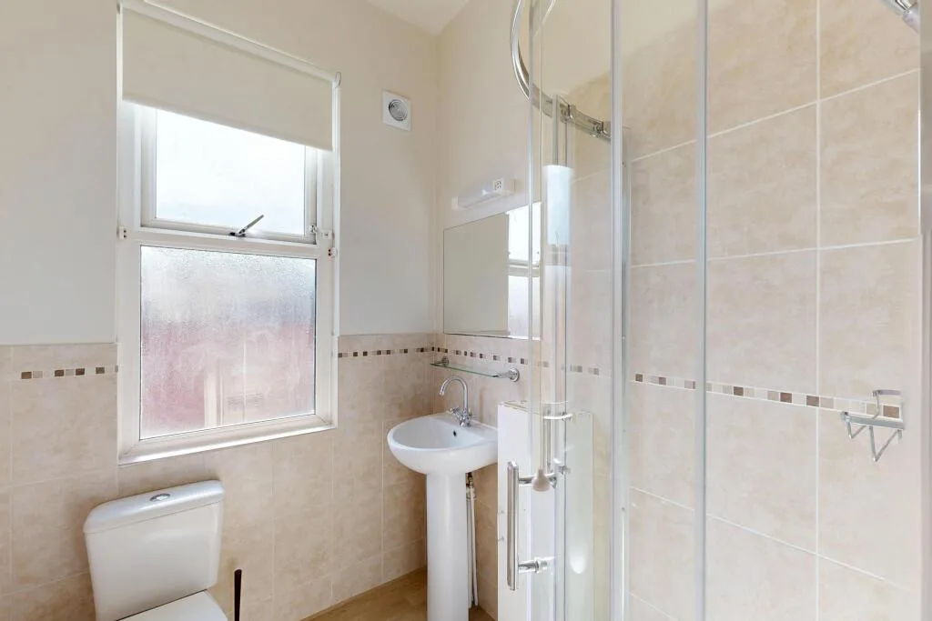 7 bedroom terraced house for rent