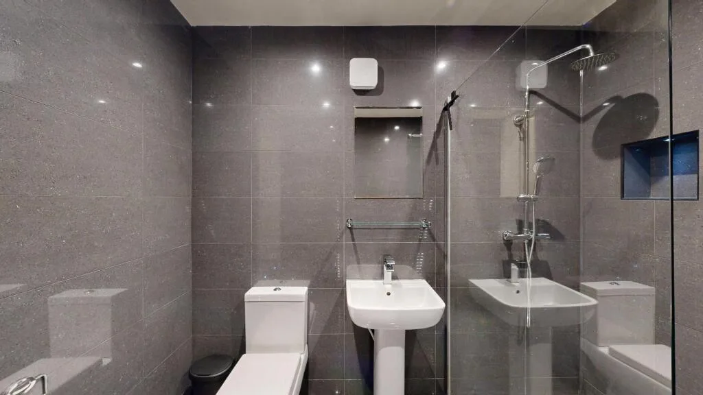 7 bedroom terraced house for rent