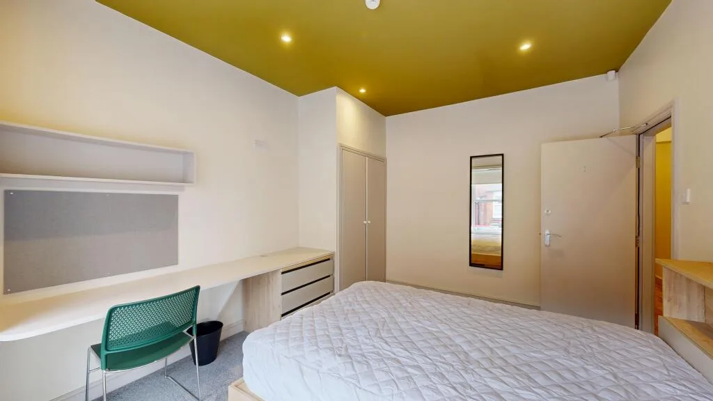 7 bedroom terraced house for rent
