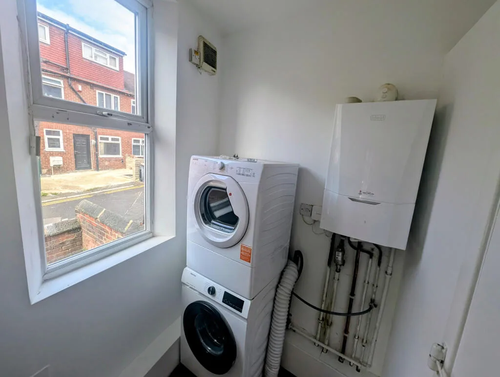 7 bedroom terraced house for rent