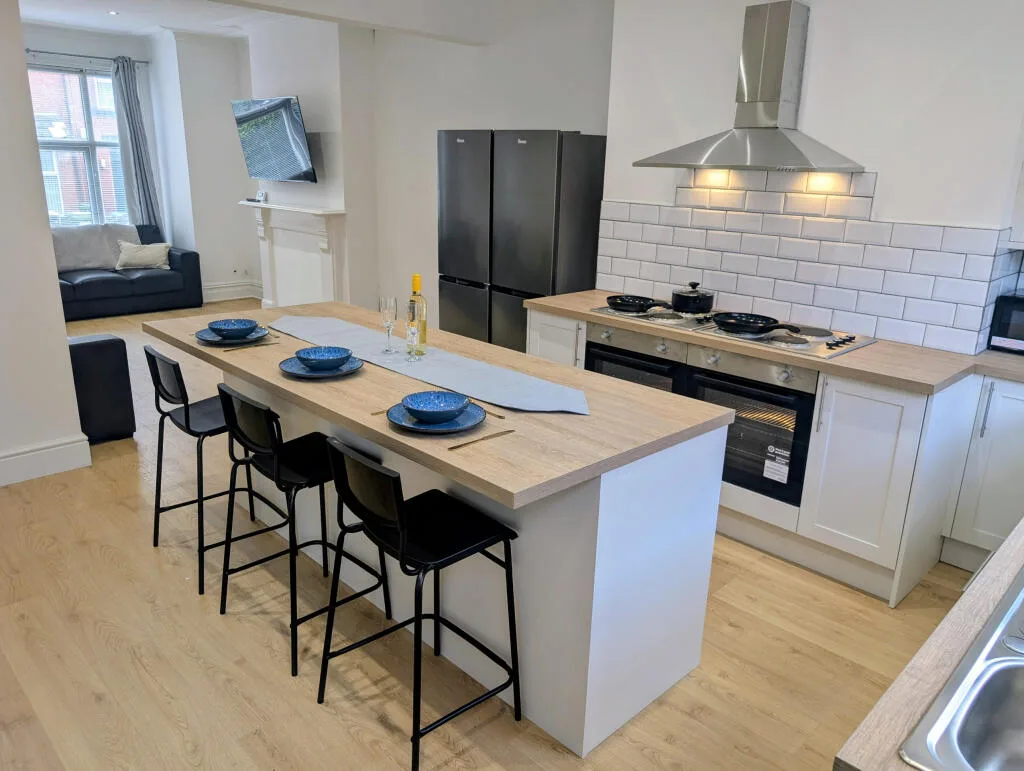 7 bedroom terraced house for rent
