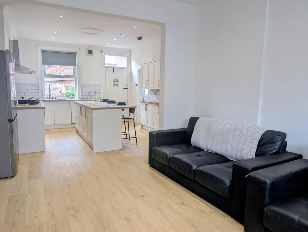 7 bedroom terraced house for rent