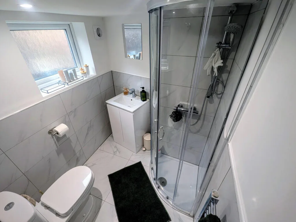 7 bedroom terraced house for rent