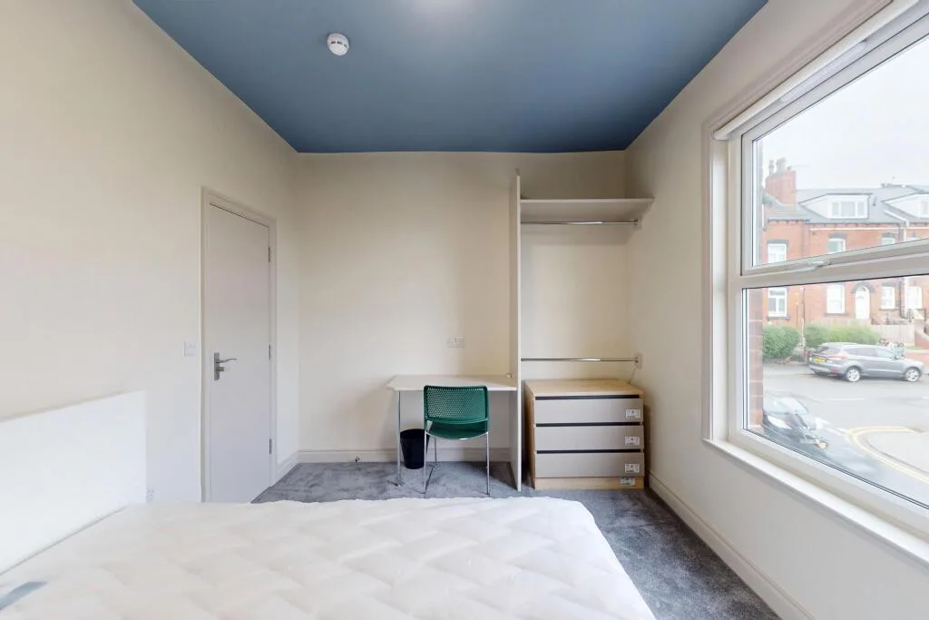 7 bedroom terraced house for rent