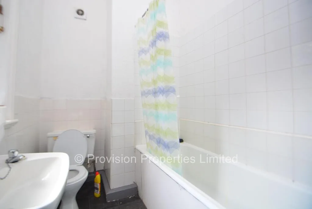 12 bedroom end of terrace house for rent