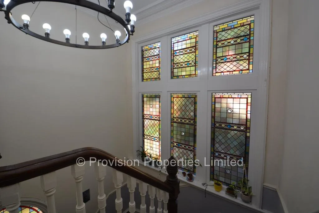 12 bedroom end of terrace house for rent