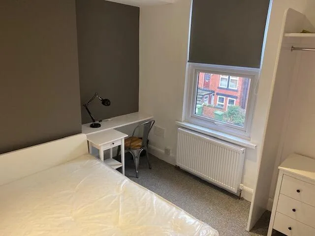 9 bedroom terraced house for rent