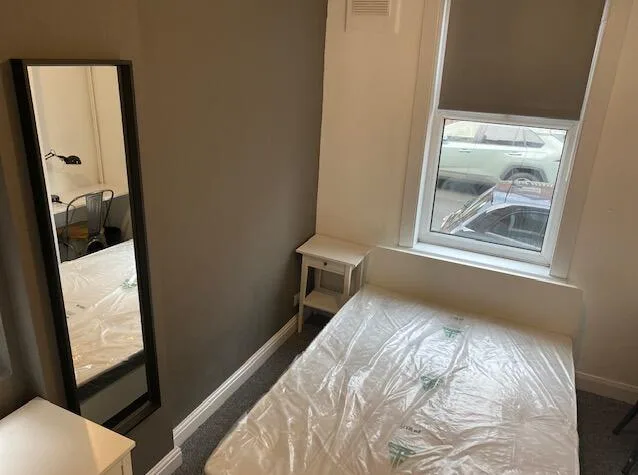 9 bedroom terraced house for rent