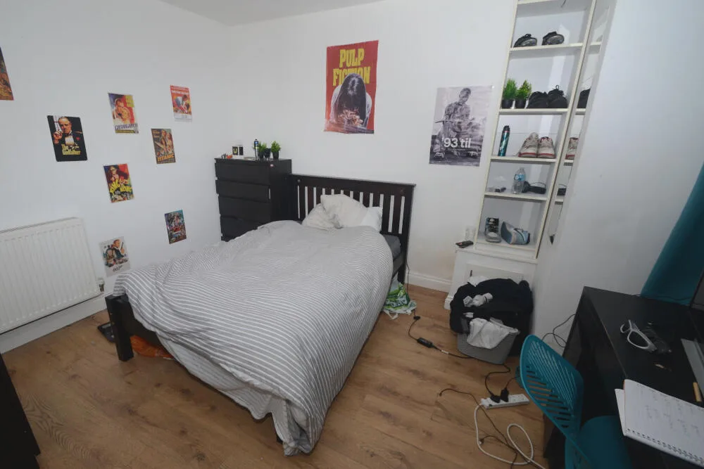 6 bedroom terraced house for rent