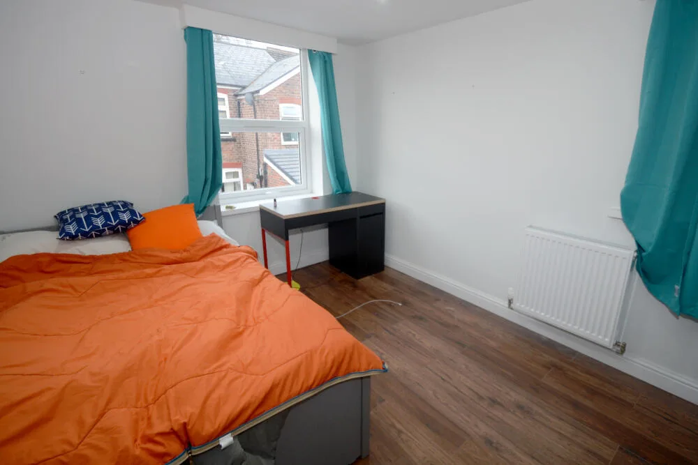 6 bedroom terraced house for rent