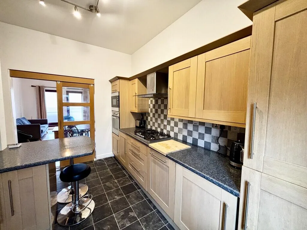 2 bedroom ground floor flat for rent