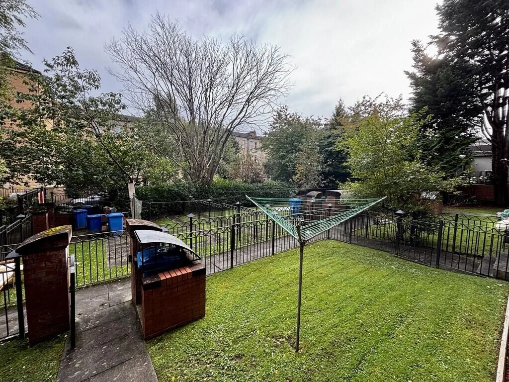 2 bedroom ground floor flat for rent